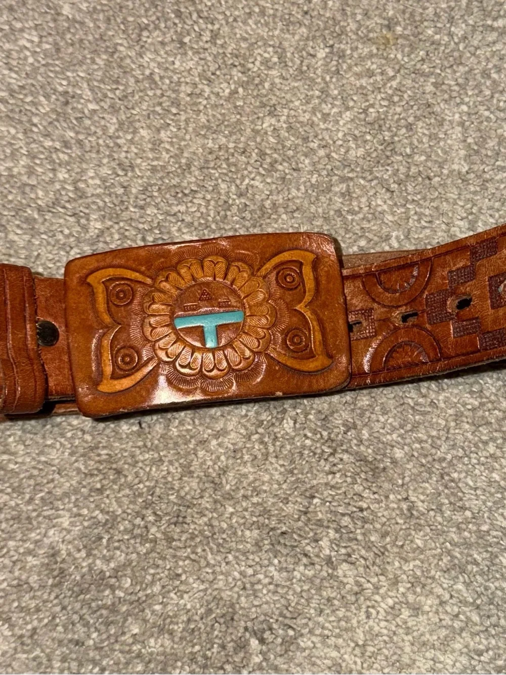Beautiful Zuni tooled Leather Belt w/matching Buckle Aztec Genuine Leather🩵 - Picture 7 of 8